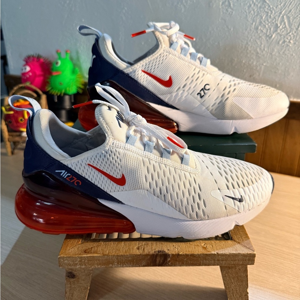 Nike Air Max 270 White, Red & Blue - Picture 2 of 10
